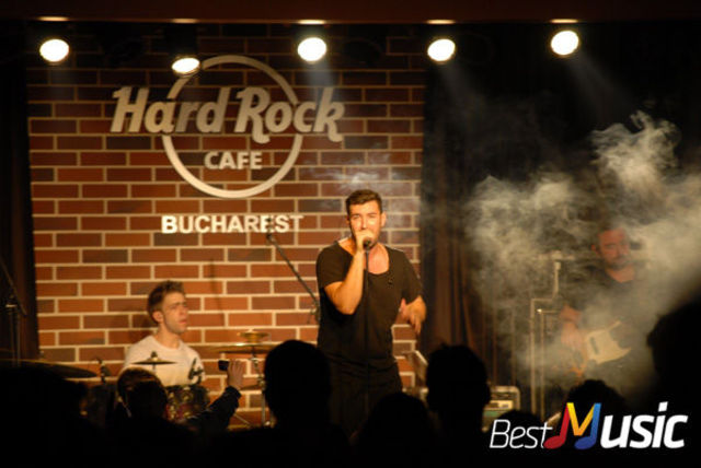 Poze Smiley in Hard Rock cafe