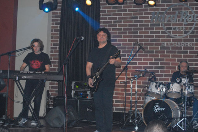 Poze Compact Hard Rock Cafe