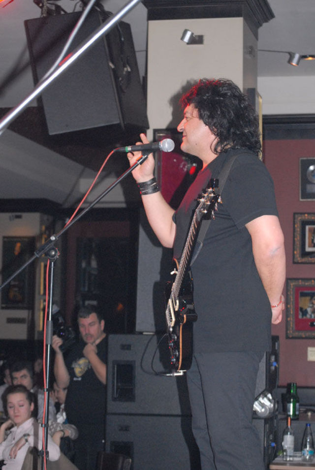 Poze Compact Hard Rock Cafe