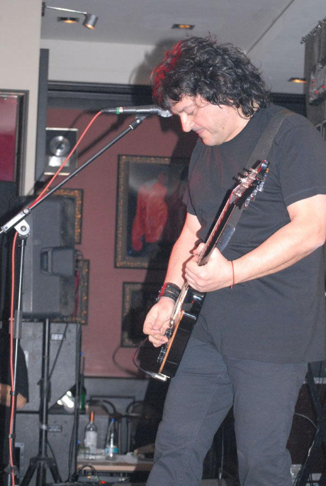 Poze Compact Hard Rock Cafe