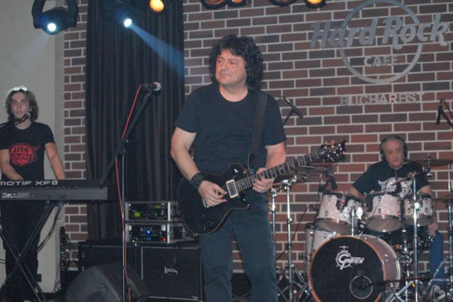 Poze Compact Hard Rock Cafe