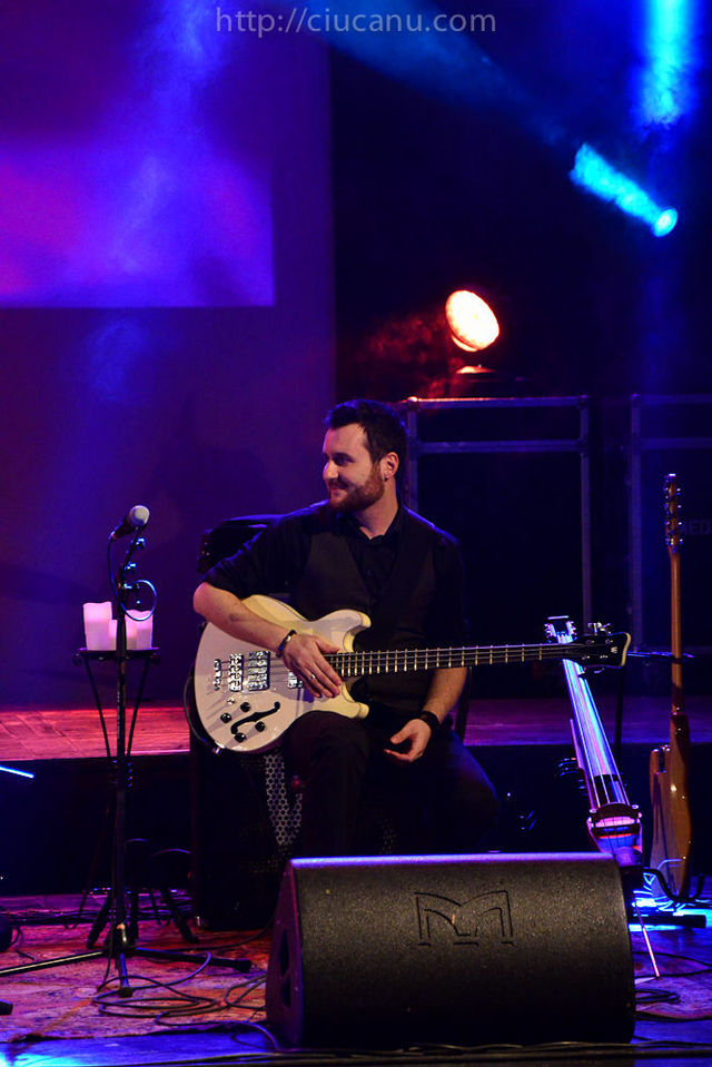 Vita de vie - lansare Acustic la TNB