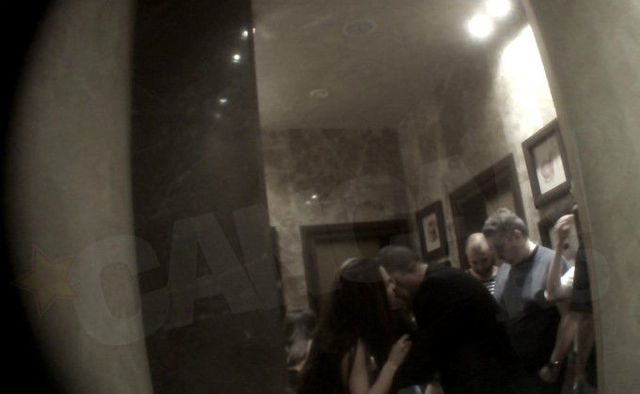 Inna, surprinsa in toaleta cu un barbat