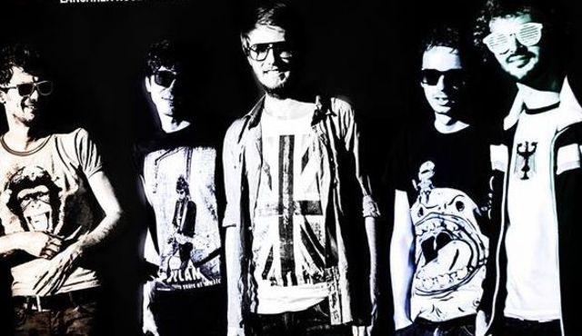 Les Elephants Bizarres - In culori (teaser single nou)
