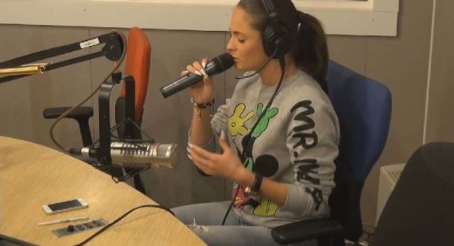 DJ Sava & Raluka - Aroma live @ radio 21 (video)