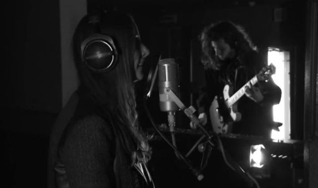 Banks, cover dupa The Weeknd - What You Need (video)
 