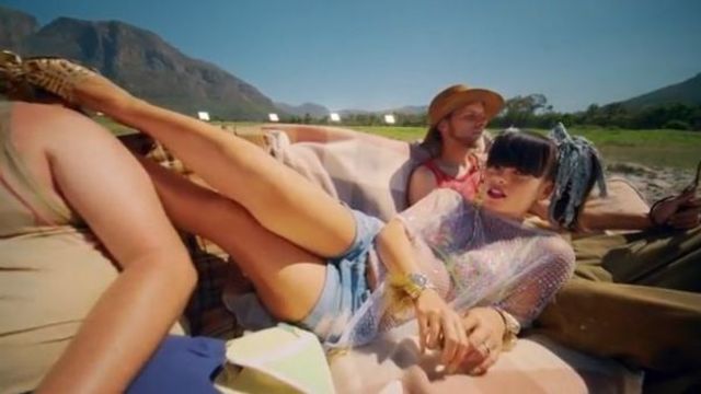 Lily Allen - Air Balloon (videoclip nou)