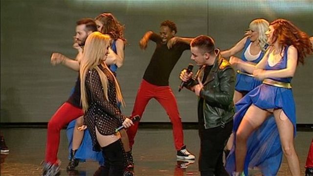Tutu feat. Xonia - Averi de sentimente live @ Romanii au Talent + teaser videoclip (video)