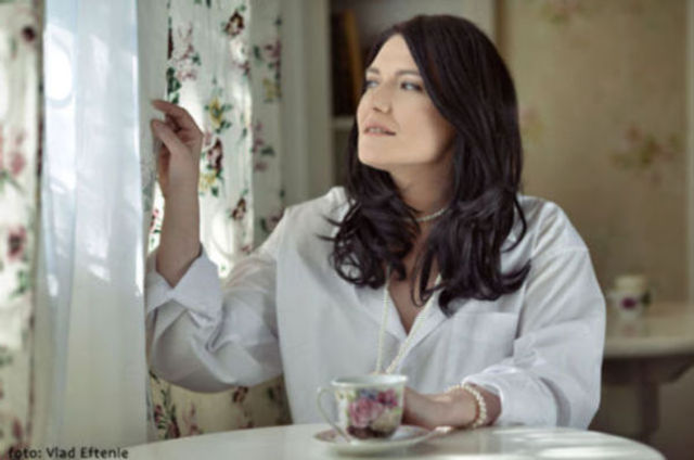 Noul album Alina Manole - Fericirea de Luni, disponibil in exclusivitate in Bestmusic Shop