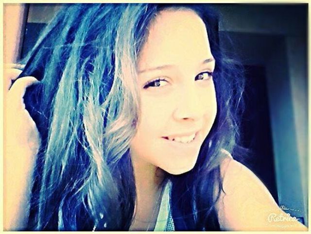 http://imagini3.bestmusic.ro/image/1/640/0/60245943/BiBi---Radio-Song-artist-nou-videoclip.jpg