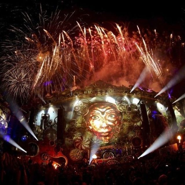 Descarca seturile de la Tomorrowland 2014