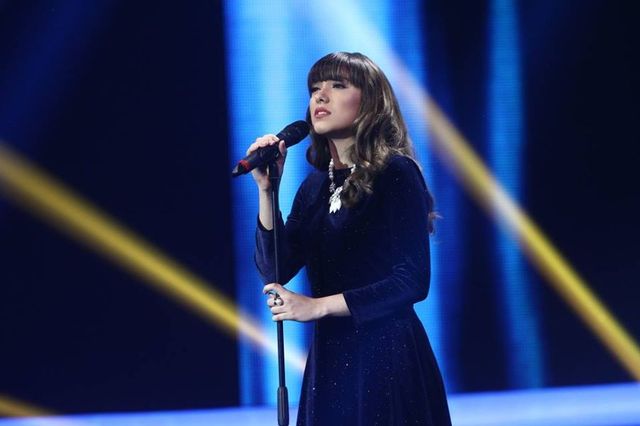X Factor, sezon 4: Vezi prestatiile din prima gala live (video)