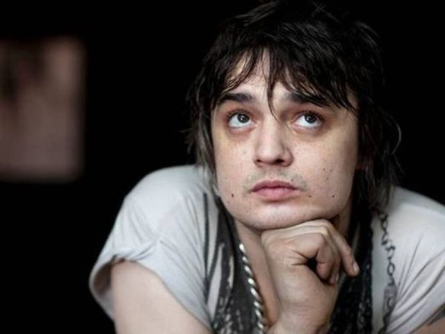 Pete Doherty a lansat o piesa tribut Amy Winehouse (audio)
