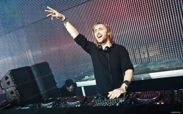 David Guetta inregistreaza o piesa cu Hozier (video)