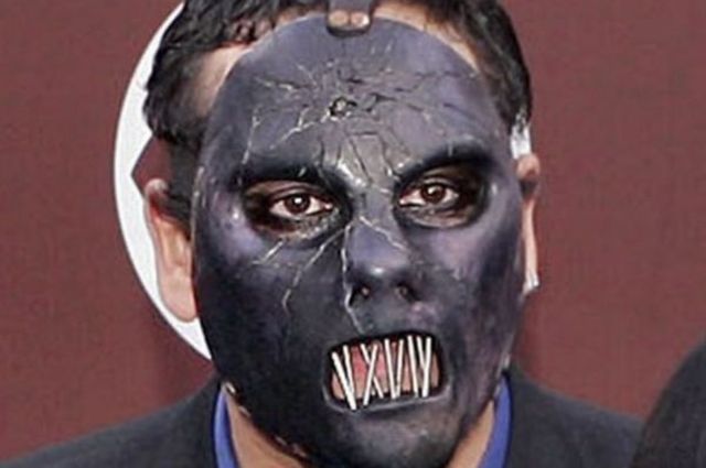 Corey Taylor ii aduce un omagiu lui Paul Gray inainte aniversarii a cinci ani de la decesul acestuia
