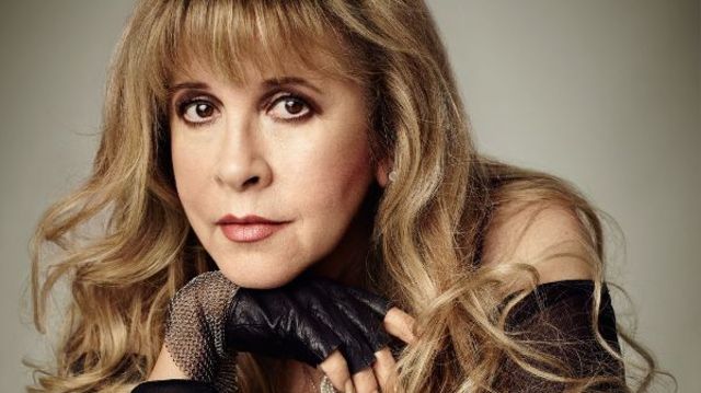  Stevie Nicks i-a dedicat lui Adele piesa "Landslide" 
 