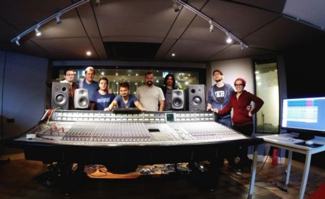 Trupa byron inregistreaza urmatorul album in High Resolution la “studioul U2” din Dublin