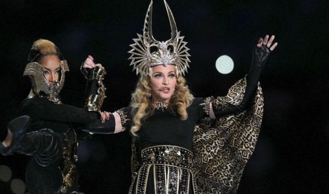 Madonna a recrutat calugarite pentru "Rebel Heart Tour" (video)
