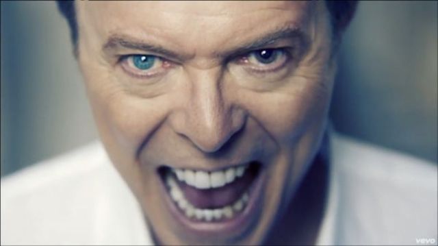 David Bowie compune piese pentru musicalul "Spongebob Squarepants"
