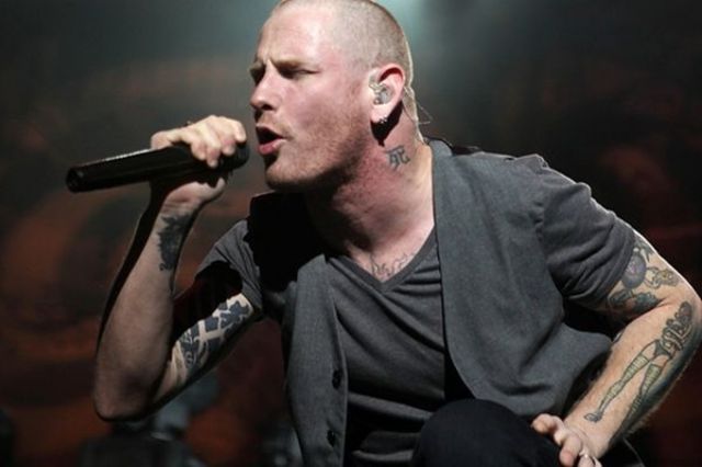 Corey Taylor (Spliknot) isi imprumuta vocea pentru serialul "Doctor Who"