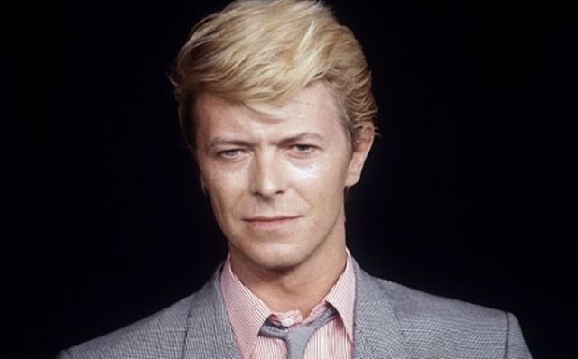 David Bowie a confirmat lansarea albumului "Blackstar"