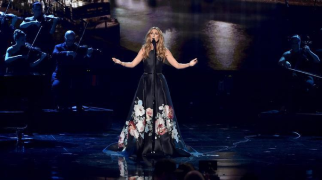 Celine Dion a adus un omagiu victimelor atacurilor teroriste din Paris