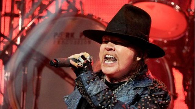 Fanii belgieni ai trupei AC/DC nu il vor pe Axl Rose