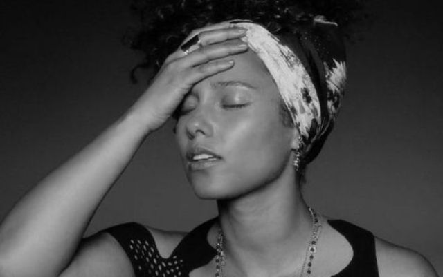 Alicia Keys a recrutat o serie de artisti celebri pentru un clip anti-rasism (video)