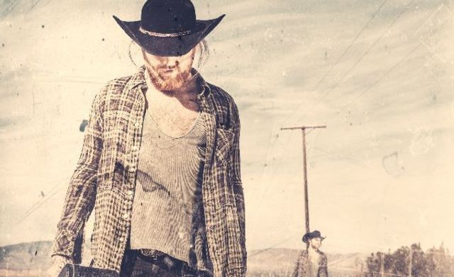Danny Worsnop, frontman-ul trupei Asking Alexandria, a lansat un nou single solo