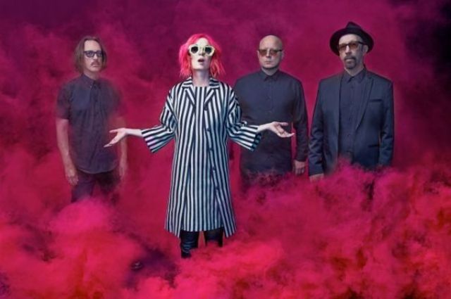 Garbage a lansat un videoclip apocaliptic pentru piesa 'No Horses'