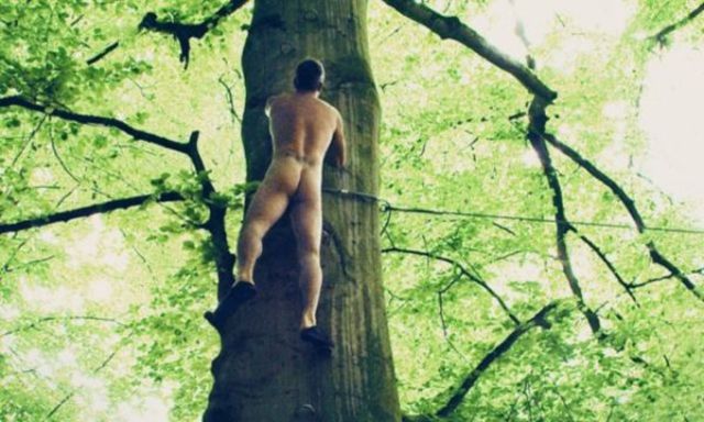 Robbie Williams a lansat piesa 'Eyes On The Highway'