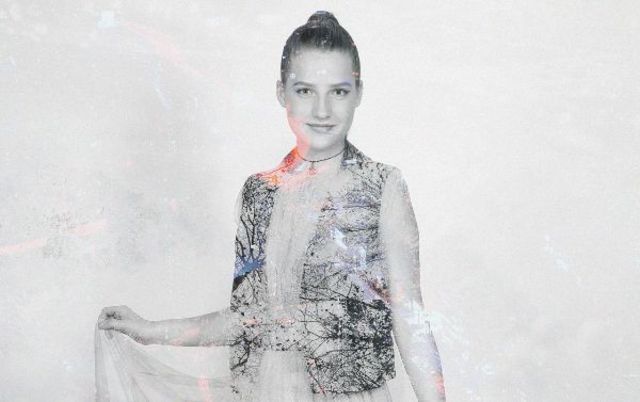 Ana Munteanu, castigatoarea Vocea Romaniei 2017, lanseaza prima ei piesa “Masti”, alaturi de Universal Music Romania