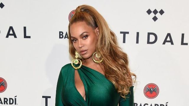 Beyonce este data in judecata din cauza website-ului sau