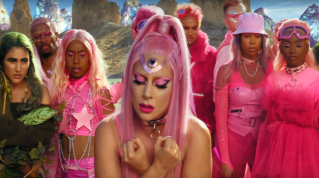 Noul album Lady Gaga va oferi ce vrem cu totii, declara Ryan Tedder