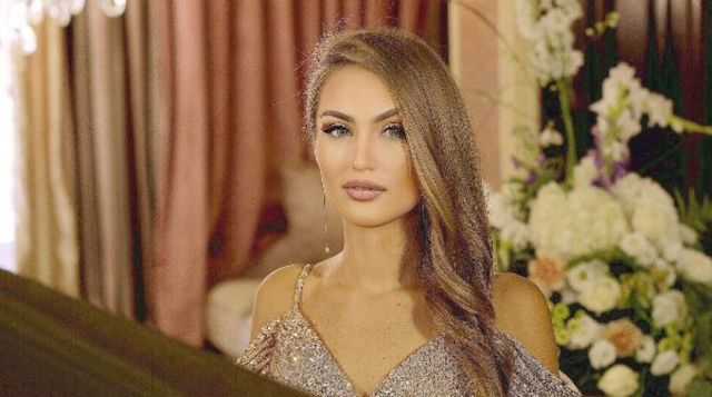 Claudia Suteu lanseaza "#staiacasa"