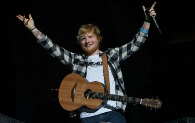 Ed Sheeran a predat unor elevi de scoala primara