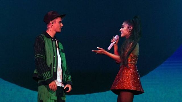 "Stuck With U" de la Ariana Grande si Justin Bieber ocupa locul 1 in topul Billboard Hot 100