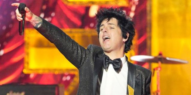 Green Day a lansat coverul piesei "Dreaming"