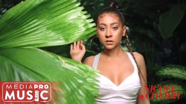 Nicole Cherry a lansat piesa "Mujer Latina"