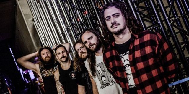 Inter Arma au facut un cover al piesei "Purple Rain"