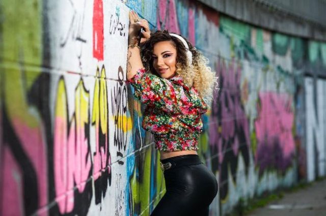 Aura B si Jurca lanseaza “Te Recuerdo”