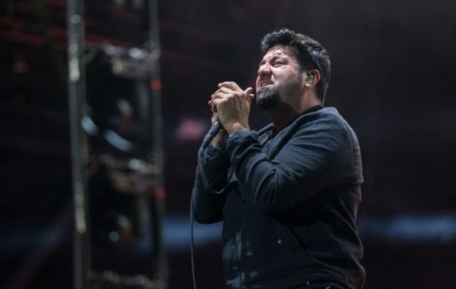 Crosses, proiectului lui Chino Moreno, a lansat un cover pentru "The Beginning Of The End"