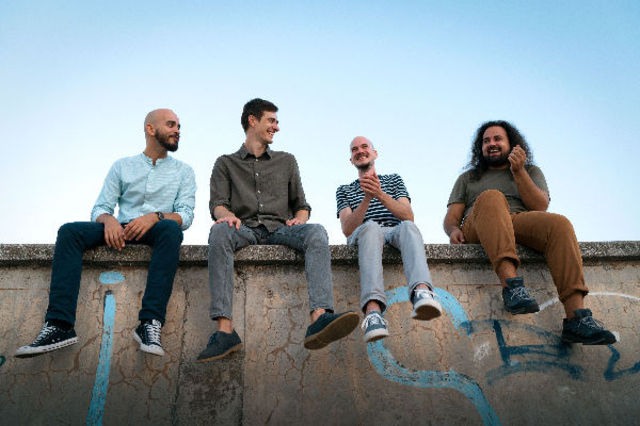 Gramofone au lansat albumul "Live from Home"