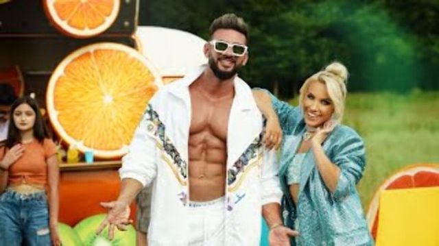 AMNA colaboreaza din nou cu Dorian pentru o piesa fresh, cu iz de vara: "Pare rau, pare bine"