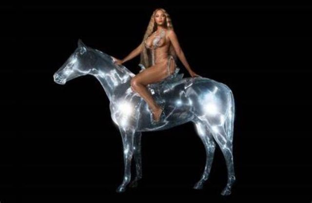 Beyonce a lansat un nou album: "Renaissance"