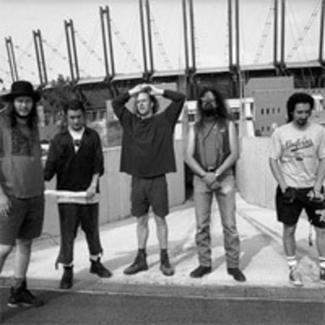 Castiga un bilet la Faith No More (concurs)