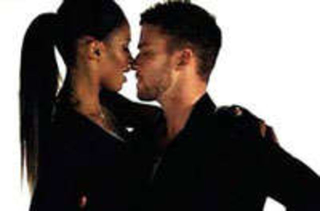 Justin Timberlake si Ciara, interzisi in Turcia