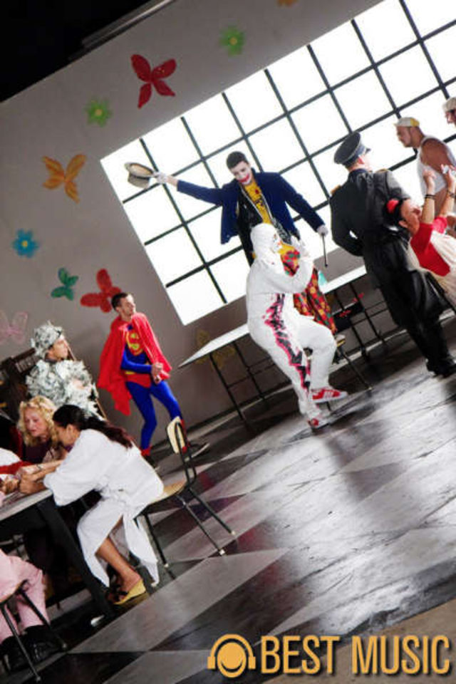 Poze Simplu - Filmare clip Like a puppet