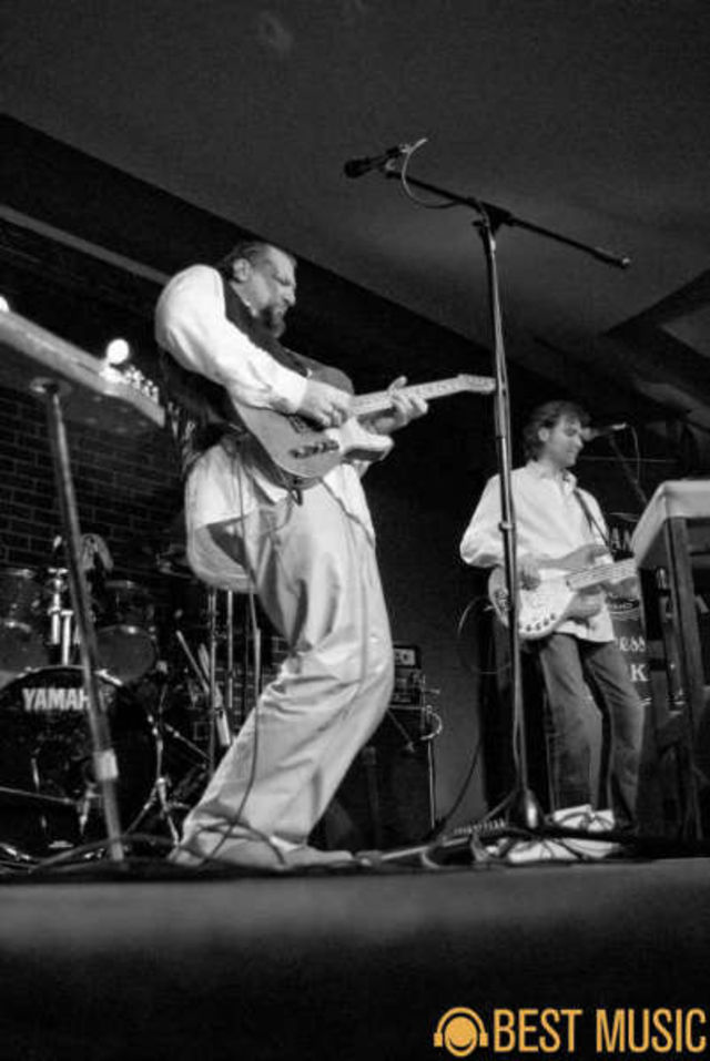 Album foto Concert AG Weinberger la Hard Rock Cafe