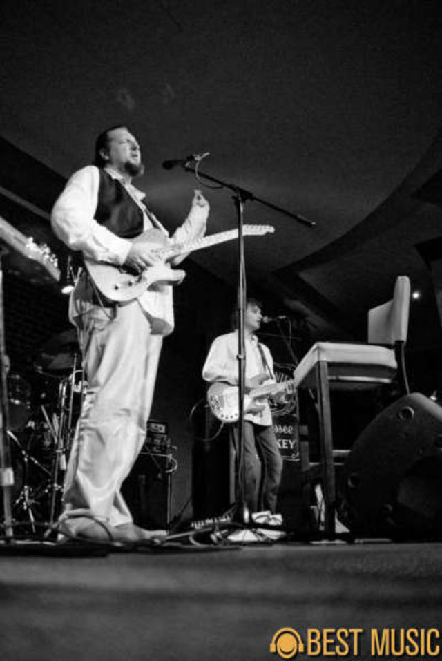 Album foto Concert AG Weinberger la Hard Rock Cafe